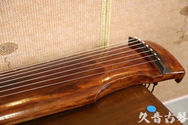 新界●久音古琴  ●今日推荐  [断纹仲尼式]